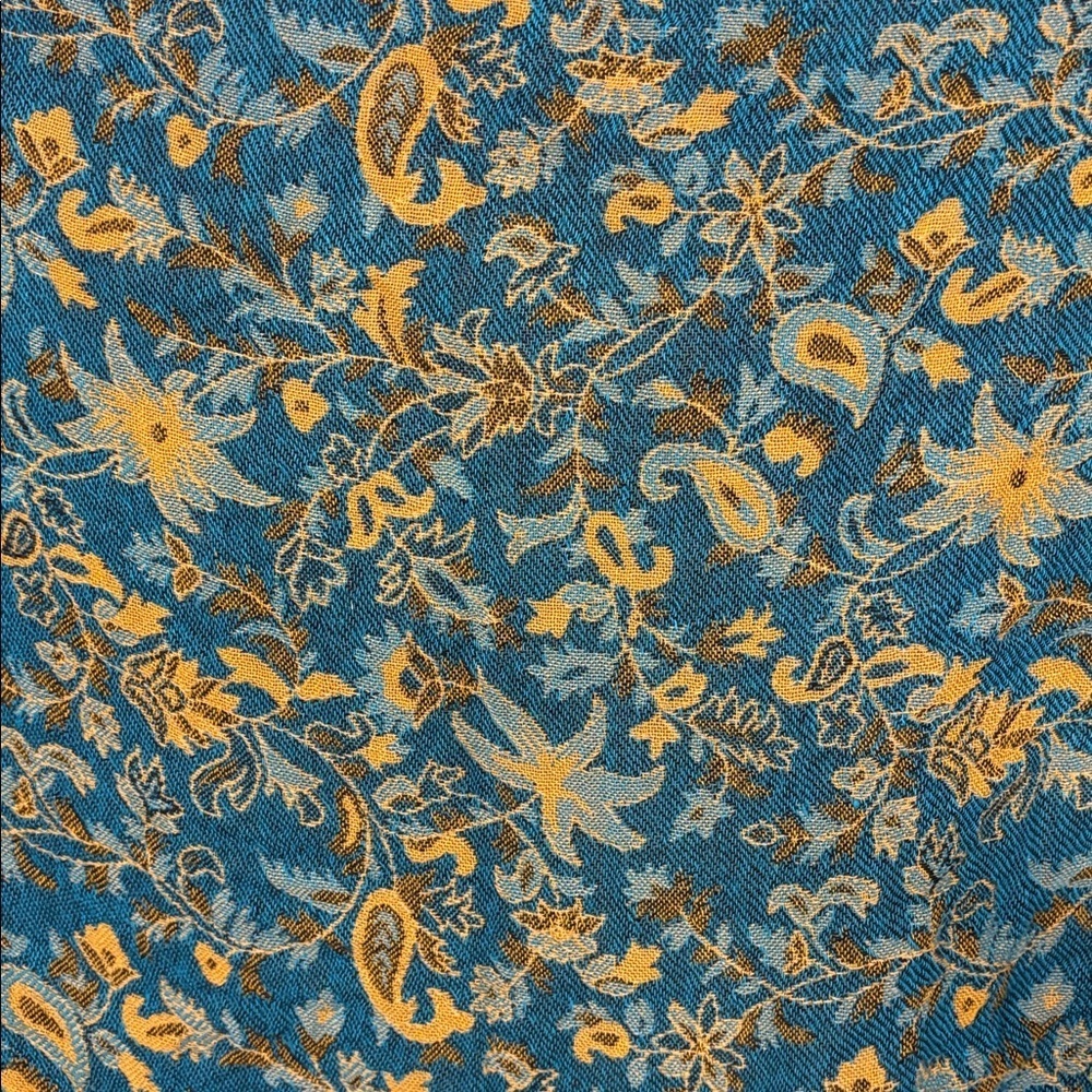100% Pashmina Blue and Yellow Floral Paisley Patterned Shawl With Fringe - Picture 4 of 4